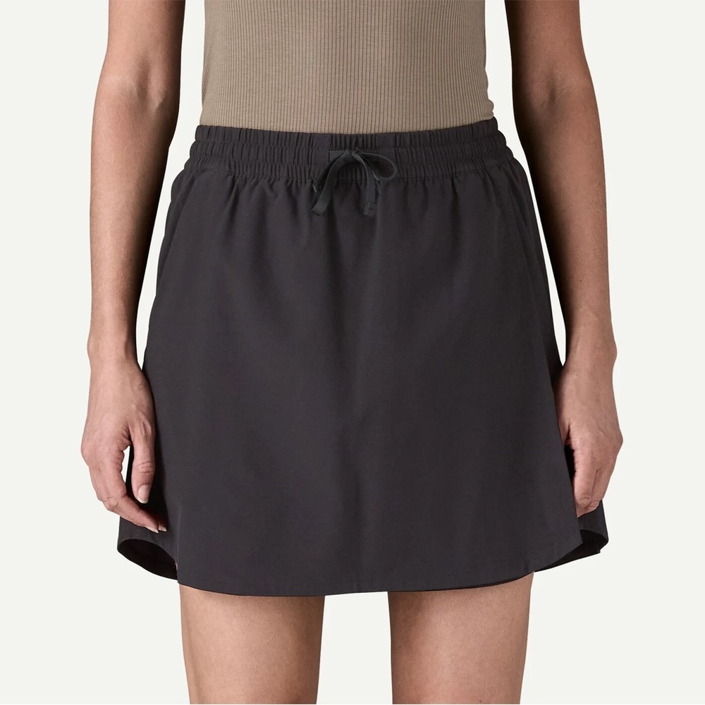 Patagonia black skort with liner shorts, Small